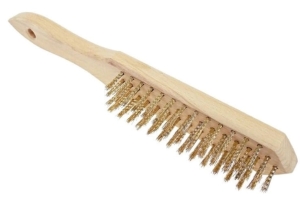 Szczotka druciana ręczna z drewnianą rączką 4 rzędowa DO RDZY ( 23063)